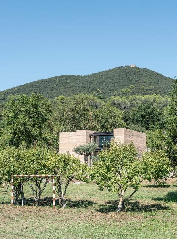 Загородный бетонный дом в Испании - «Клуб - Юмора»