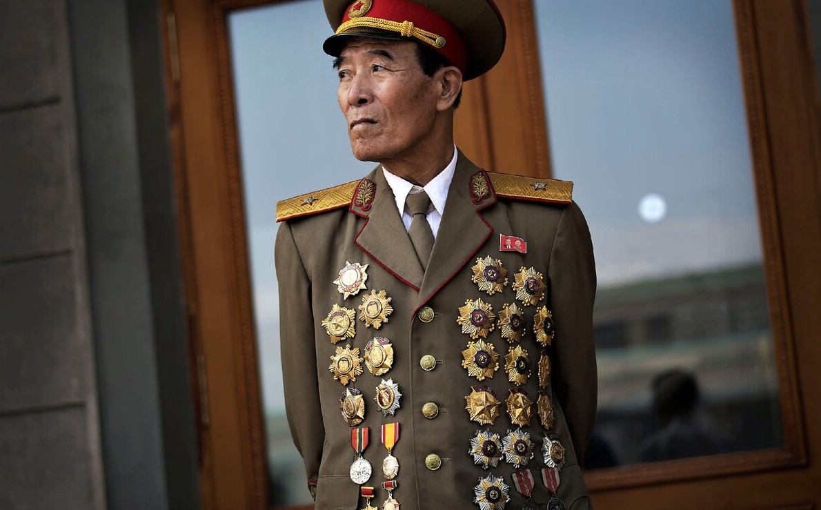 А вы знали, откуда у всех генералов Северной Кореи так много медалей, если они нигде не воевали с 1950-х годов - «Клуб - Юмора»