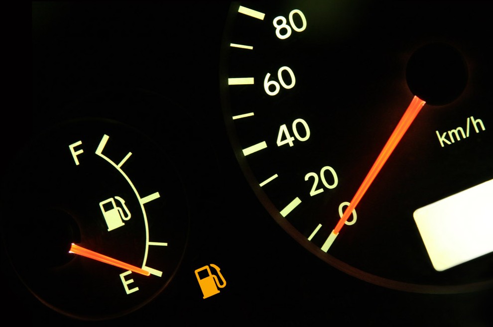 Увеличивается ли расход топлива от частого перезапуска двигателя - «Клуб - Юмора»