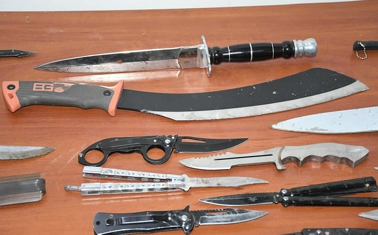 Когда нож начинает считаться холодным оружием - «Клуб - Юмора»