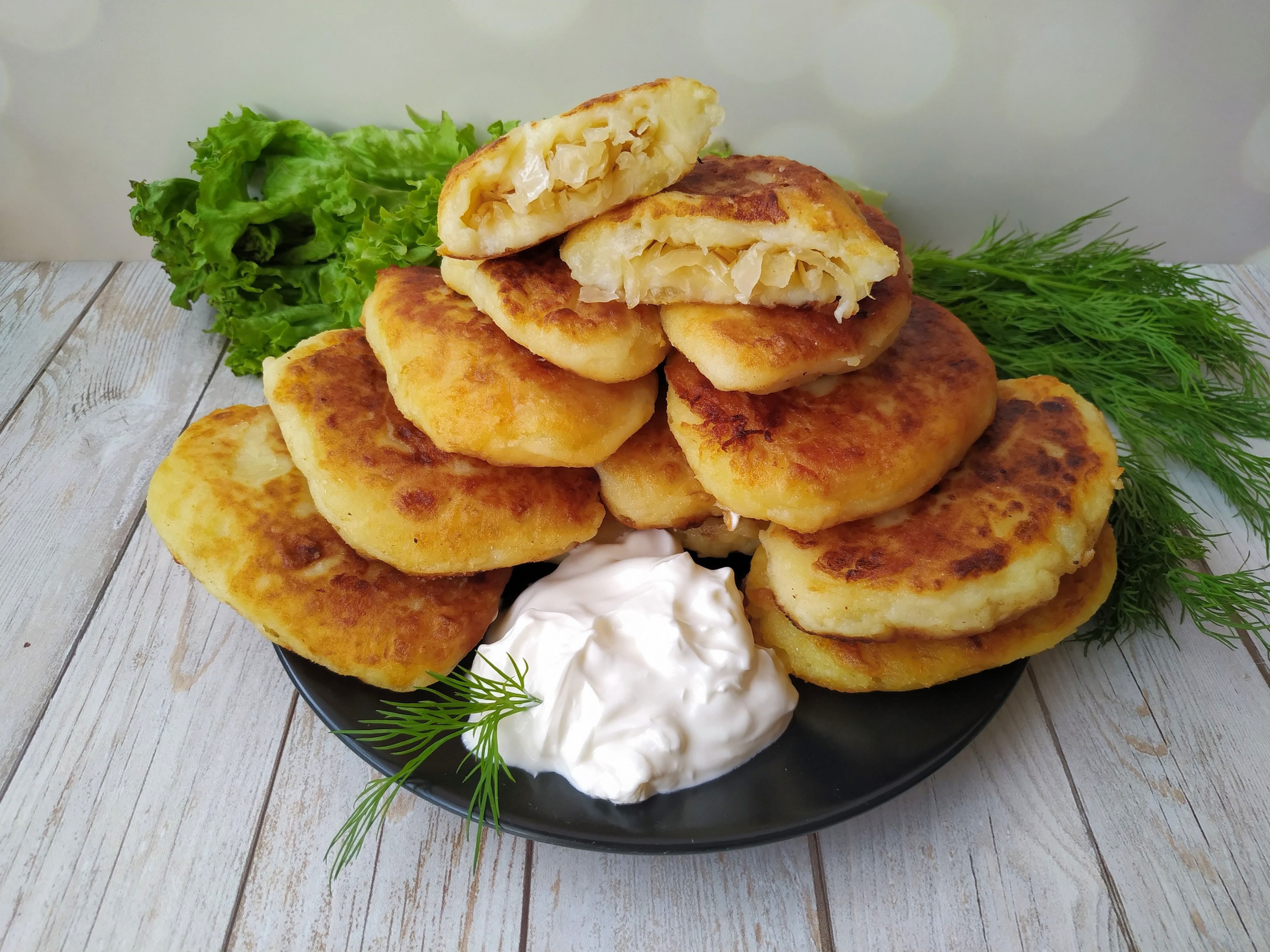 Картофельные пирожки с капустой на сковороде (можно запечь), мои фирменные - «Клуб - Юмора»