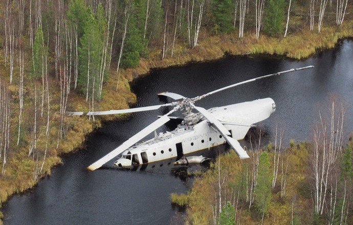 40 лет в болоте лежит вертолет Ми-6 - «Клуб - Юмора»