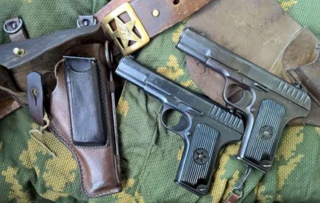 Почему легендарный советский пистолет ТТ сняли с вооружения - «Клуб - Юмора»