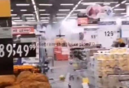 В Томске произошло возгорание в ещё одном гипермаркете «Лента» (1 фото + 7 видео) - «Клуб - Юмора»