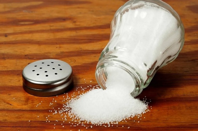 Мужчина насмотрелся порно и решил развлечься с солонкой - без помощи хирургов не обошлось - «Клуб - Юмора»