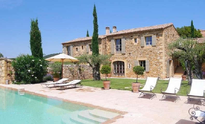 Облава на бассейны во Франции - «Клуб - Юмора»