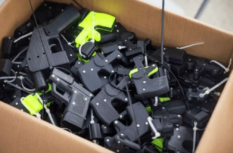 Житель Хьюстона заработал 3 тысячи долларов на государственной программе выкупа оружия, распечатав его на 3D-принтере - «Клуб - Юмора»