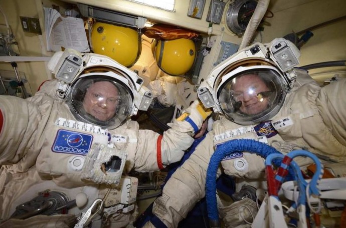 Какая зарплата у космонавтов - «Клуб - Юмора»
