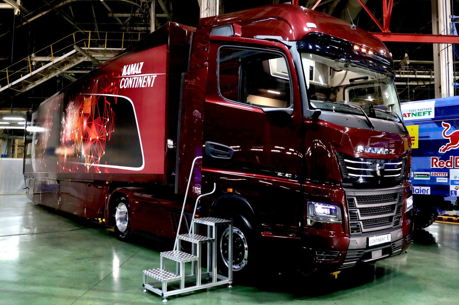 «КамАЗ» в начале лета запустит беспилотные грузоперевозки - «Клуб - Юмора»