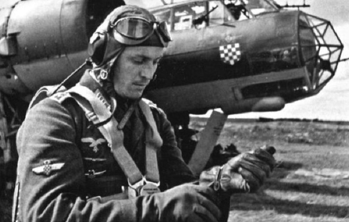 Как фашистский лётчик Мюллер стал служить на благо СССР - «Клуб - Юмора»