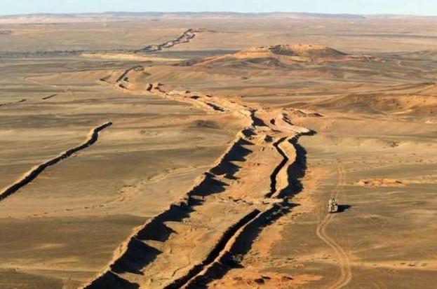Самое длинное минное поле мира (7 фото) - «Клуб - Юмора»