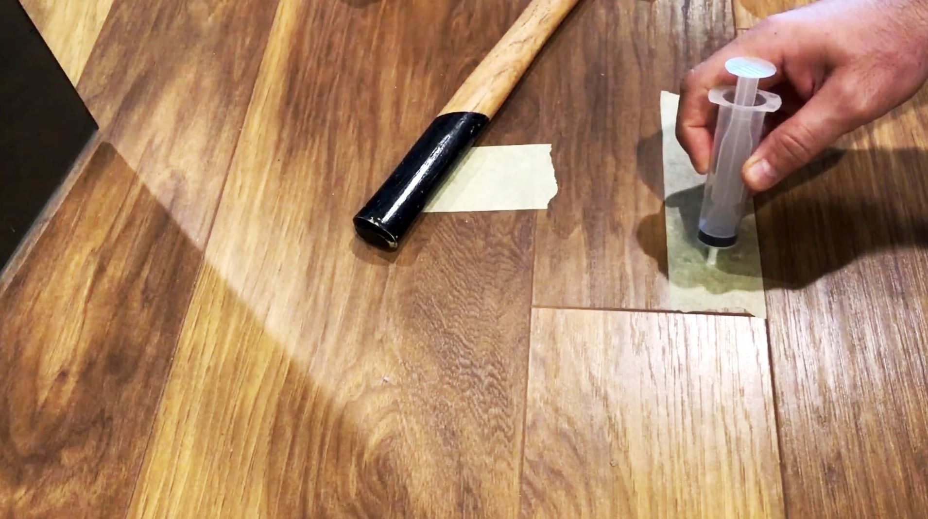 Как убрать скрип ламината без разбора своими силами - «Клуб - Юмора»