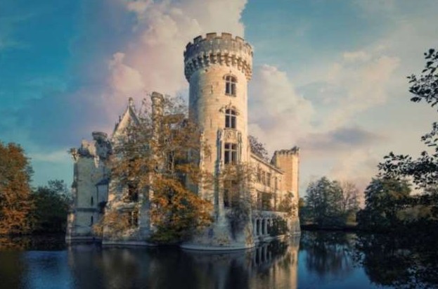 Мот-Шанденье – замок Франции, которым владеет более 18 тыс. человек - «Клуб - Юмора»