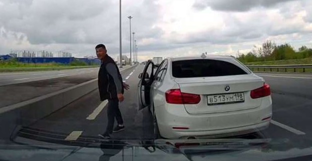 «Это моя дорога!»: конфликт с водителем BMW в Санкт-Петербурге - «Клуб - Юмора»