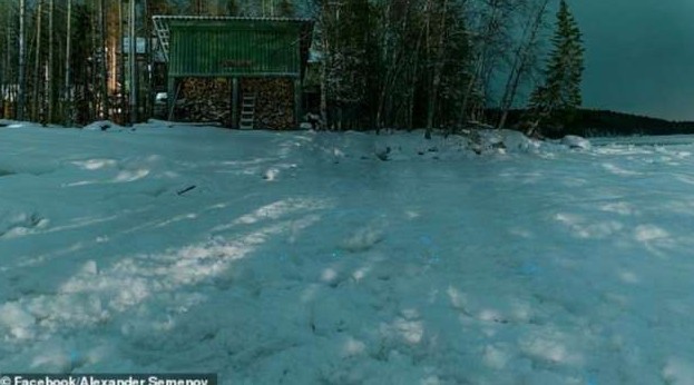 Светящийся снег на побережье Белого моря в России - «Клуб - Юмора»
