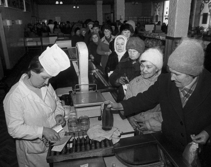 Какие товары в Советском Союзе были дефицитными - «Клуб - Юмора»