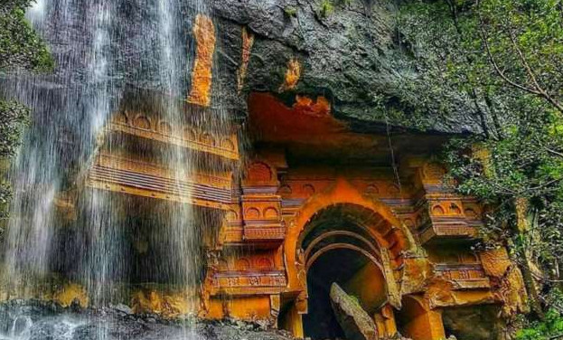 Пещеры Кондана: высеченные в скале древние буддийские святыни, озадачившие современников - «Клуб - Юмора»