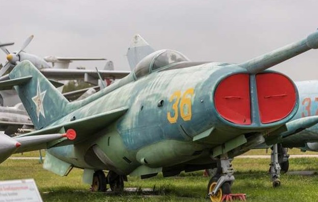 Первый советский самолет с вертикальным взлетом: 6 интересных особенностей Як-36 - «Клуб - Юмора»