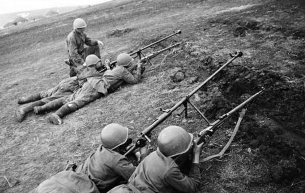 Почему ПТРС-41 продолжали использовать даже после модернизации немецких танков - «Клуб - Юмора»