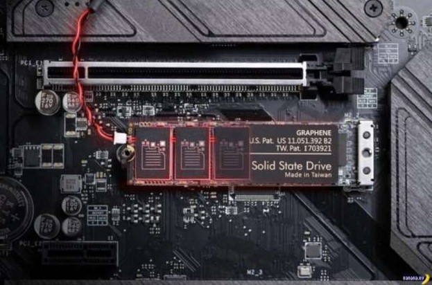 Шпионский диск со страшными секретами можно уничтожить как в кино! - «Клуб - Юмора»